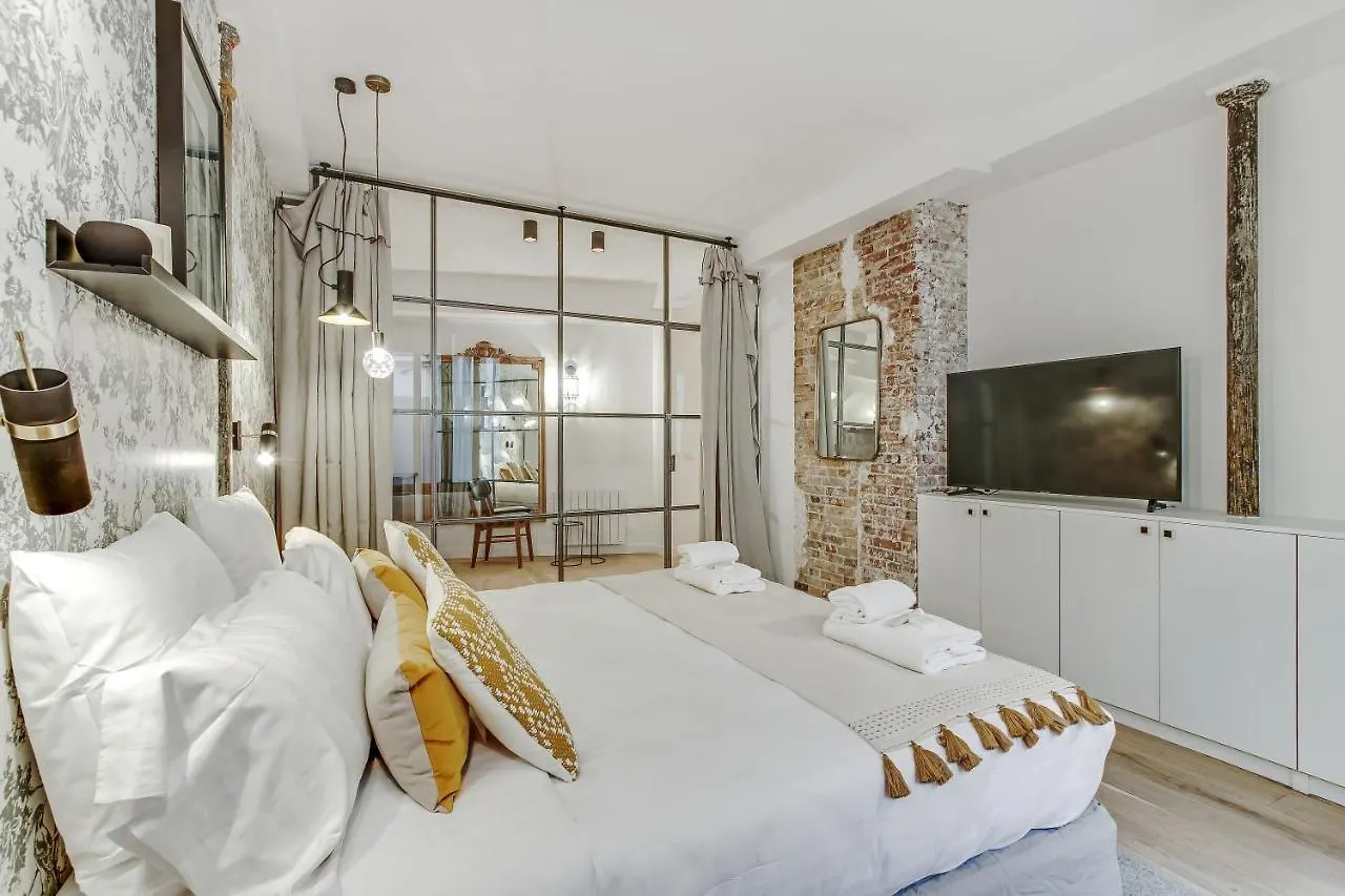 Pick A Flat'S Apartment In Louvre Saint Honore Paris